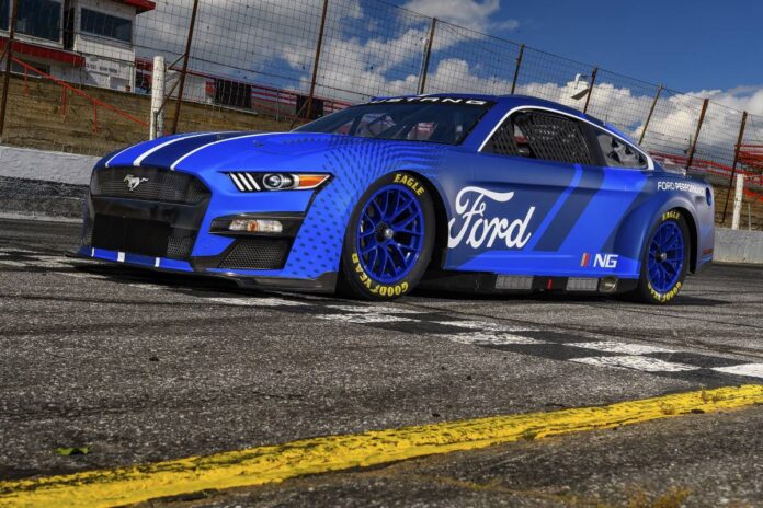 mustang nascar.jpg3